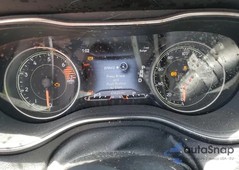 2020 Jeep Cherokee Limited из США, поврежденный, VIN 1C4PJLDB3LD553473